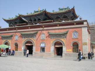 青海湖塔尔寺互助双卧五日游