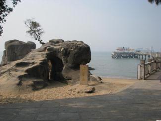 蟹逅厦门：厦门鼓浪屿+永定土楼+云上厦门+帆船出海+赶海抓蟹亲子
