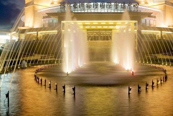 海南jrs直播nba乐吧_雷速体育很卡_jrs游戏直播景点之博鳌亚洲论坛会址、圣公石